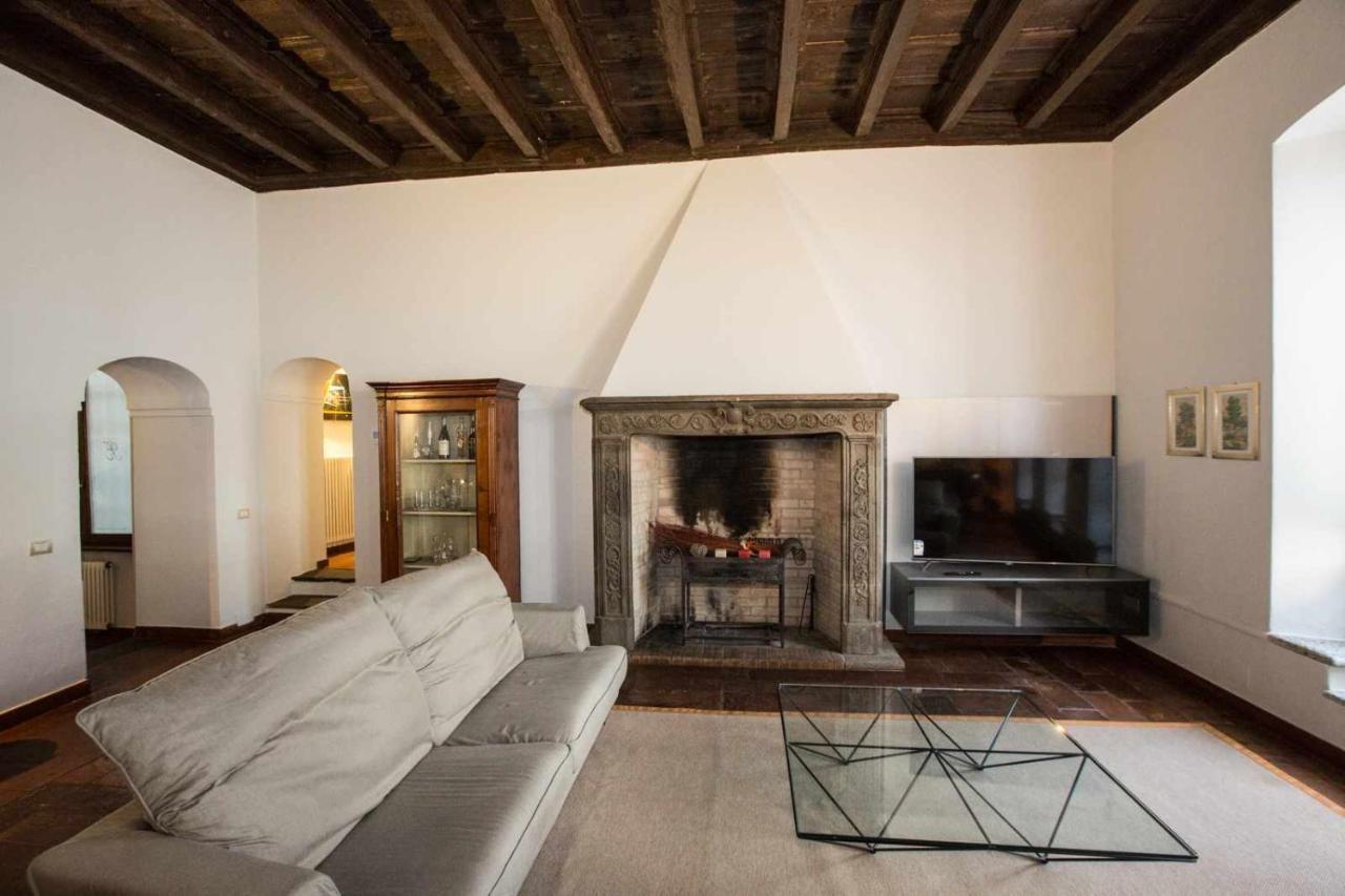 Historical Apartment In The Center Of Gravedona - Larihome A02 Bagian luar foto