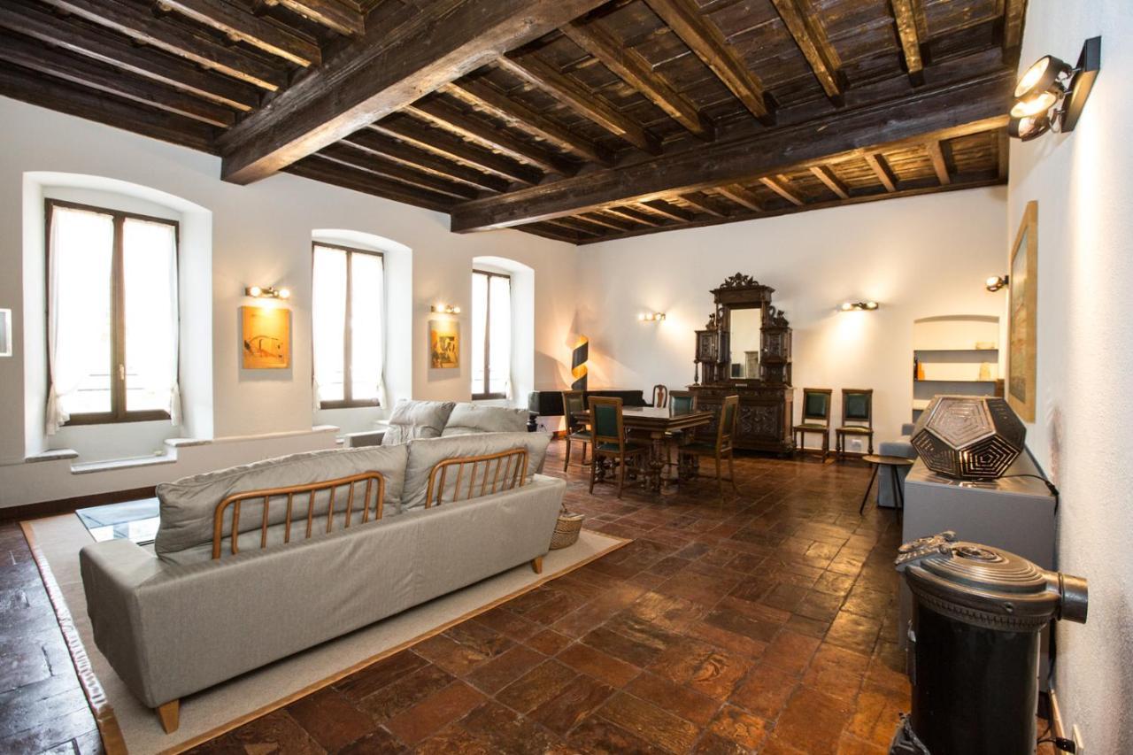 Historical Apartment In The Center Of Gravedona - Larihome A02 Bagian luar foto